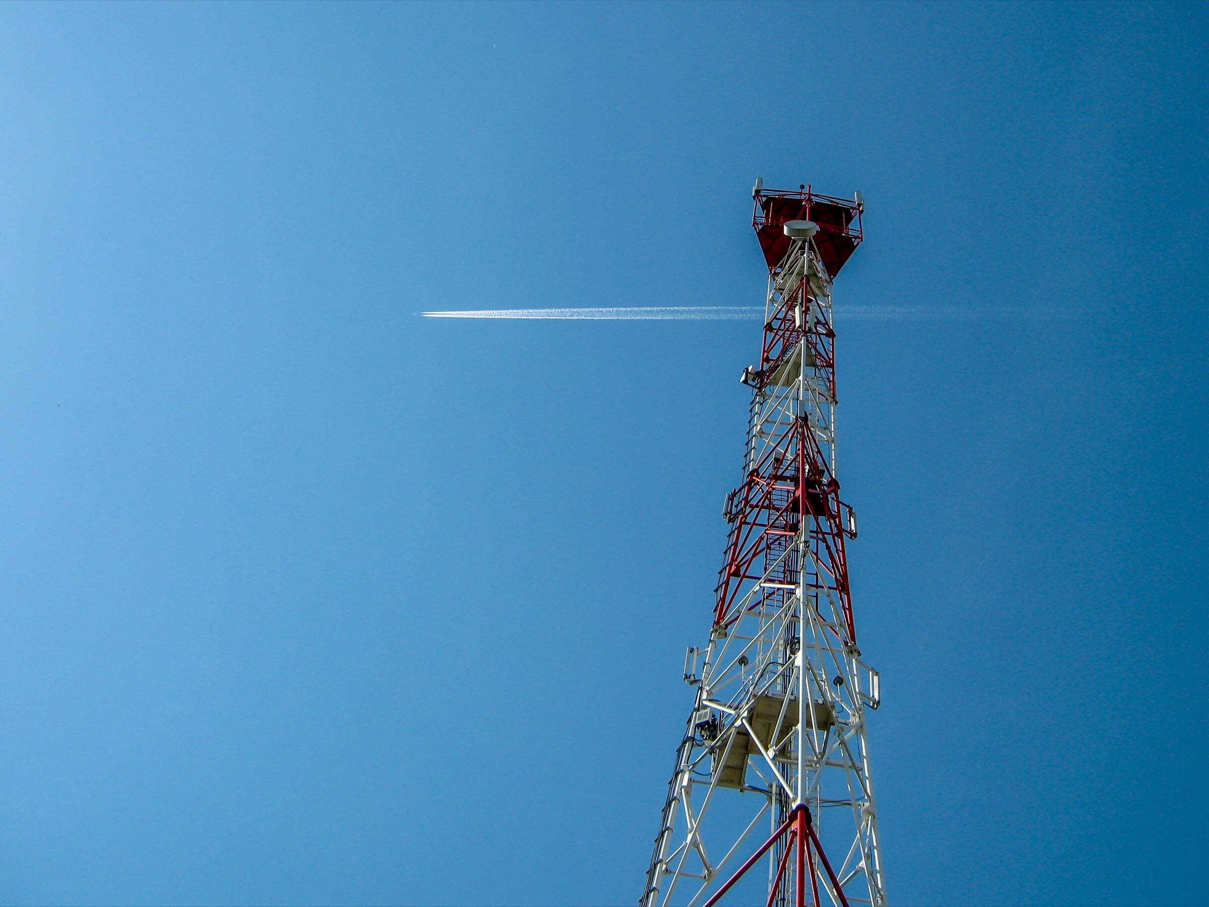 RRU filters for 4G and 5G radio units